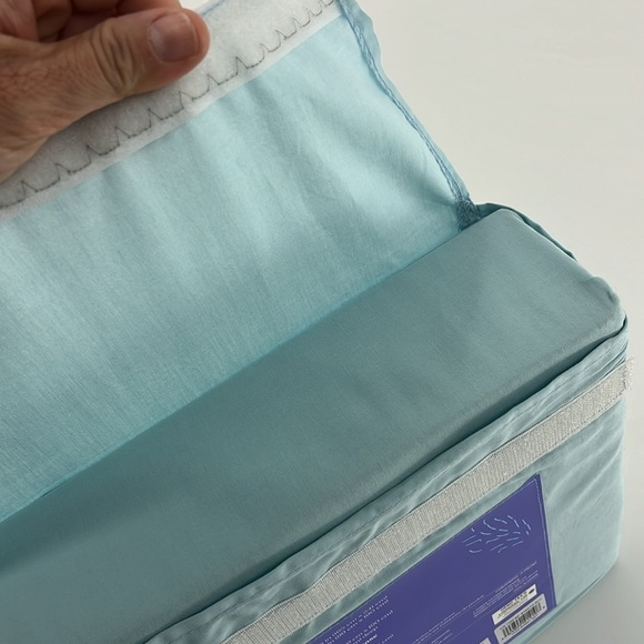 WILD SAGE Isla Solid Twin Sheet Set in Light Blue New - Picture 7 of 8